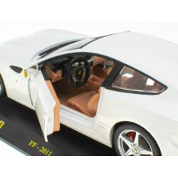 Kép 6/8 - Ferrari FF 2011 1:24 Fém modell - Altaya Collection